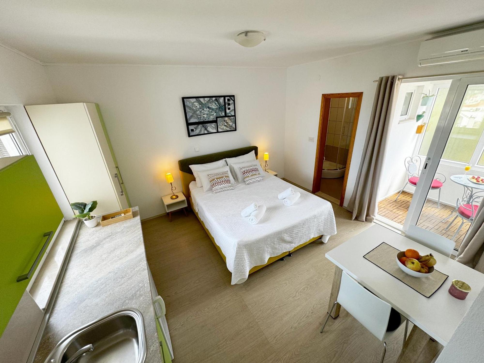 Hvar Sunny Hill Apartman *